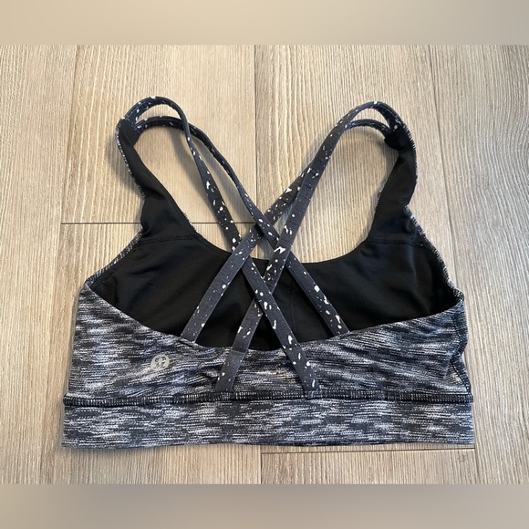 Lululemon sz 2 strappy sports bra. Gray. Excellent condition! - Picture 2 of 5